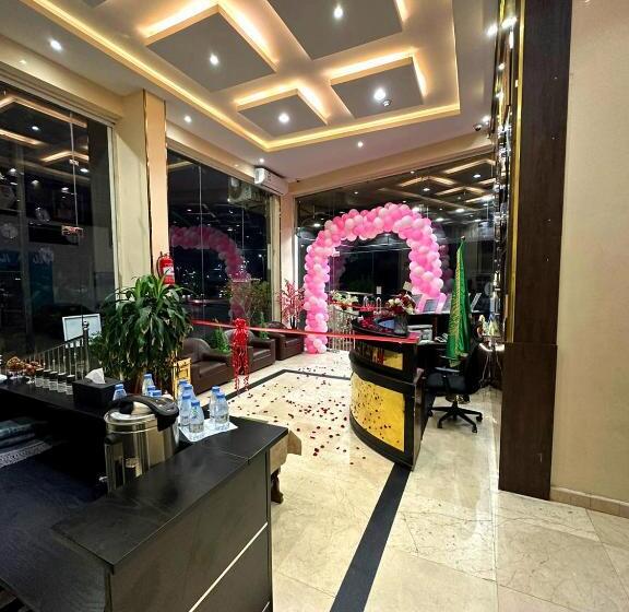 فندق الرائد الذهبية للشقق المخدومة