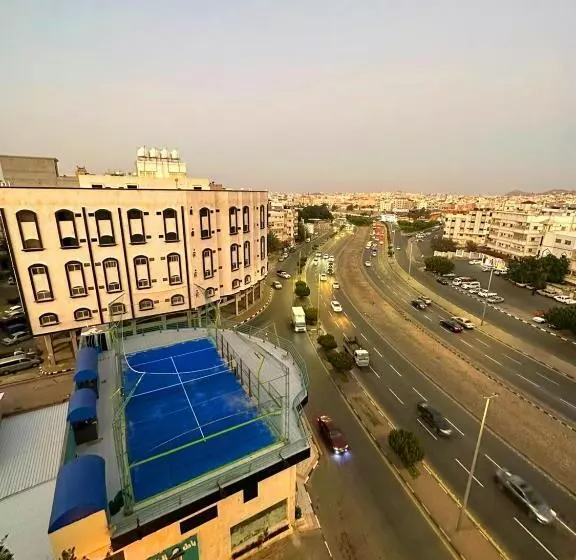 فندق الرائد الذهبية للشقق المخدومة