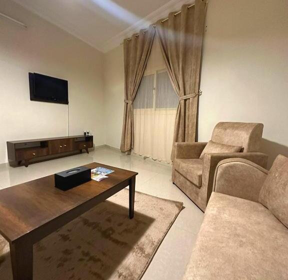 فندق الرائد الذهبية للشقق المخدومة