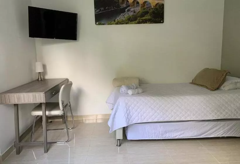 Hotelli Roma Vip