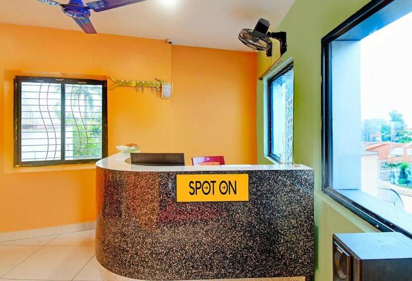 Hotell Spot On Mahaveer Resort