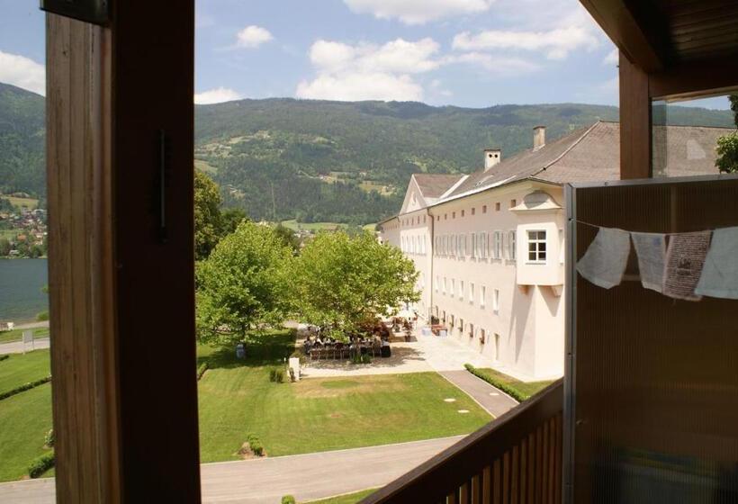 Frühstückspension Schlosswirt