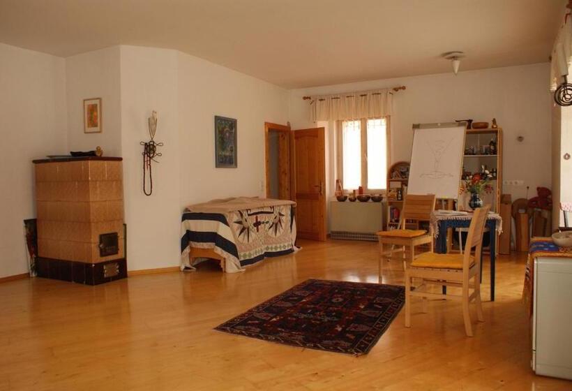 Frühstückspension Schlosswirt