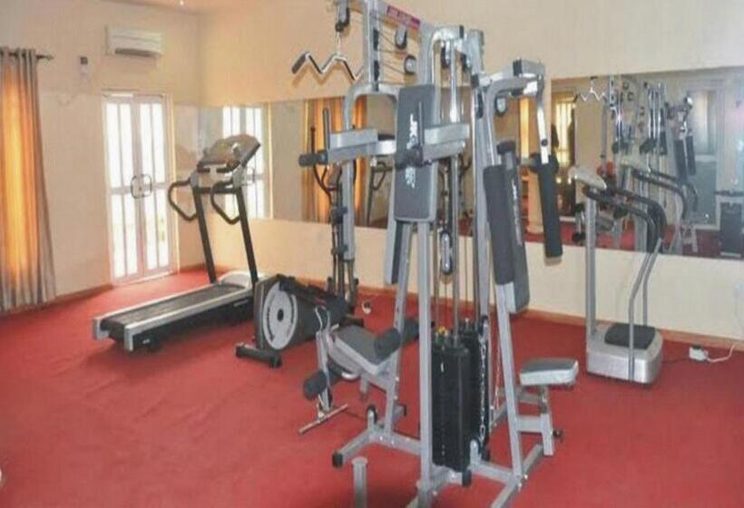 پانسیون Room In Apartment Sheriffyt Royale Hotel Business Suite