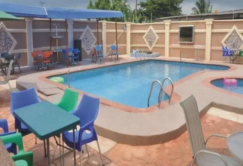 پانسیون Room In Apartment   Sheriffyt Royale Hotel   Business Suite