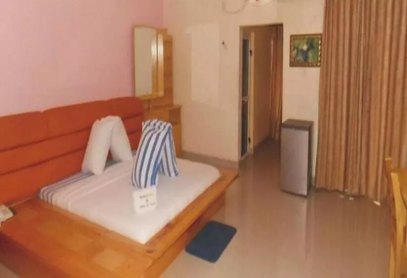 پانسیون Room In Apartment   Sheriffyt Royale Hotel   Business Suite