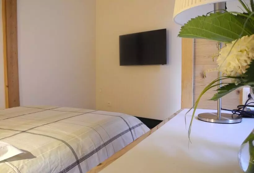 Bed and Breakfast L Ours