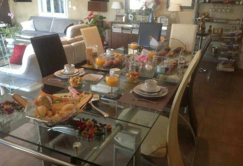 ベッドアンドブレックファースト Villa Des 2ll