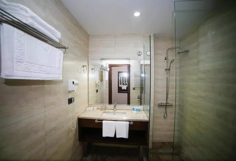 هتل Corner Inn