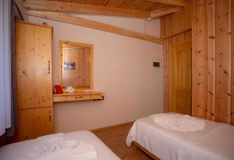 Hotel Shpija E Gjyshit