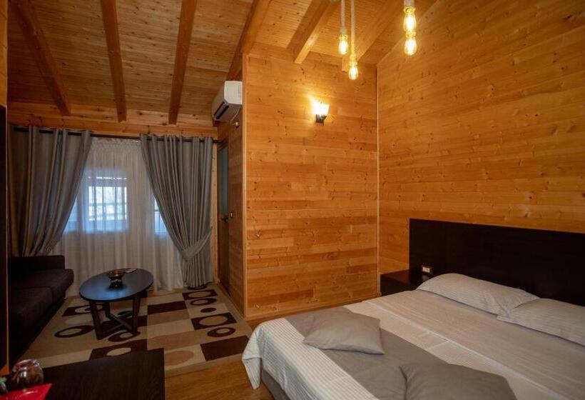 فندق Shpija E Gjyshit