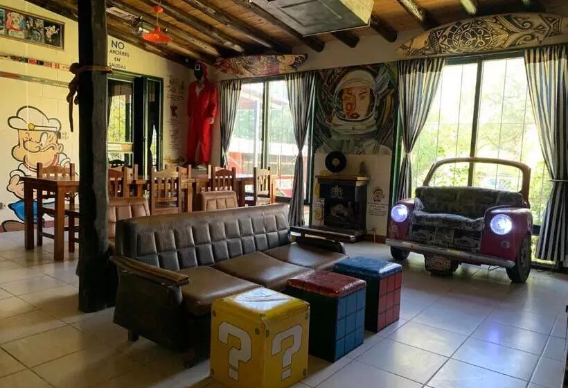 Lemon Tree Hostel