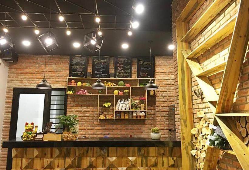 Travellers Nest Hostel