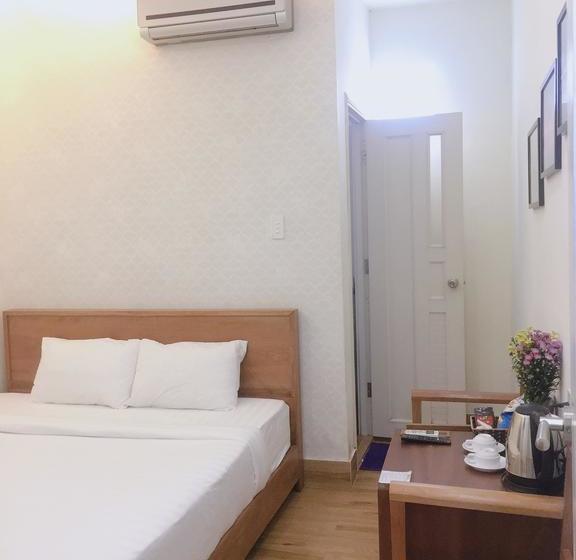 Travellers Nest Hostel