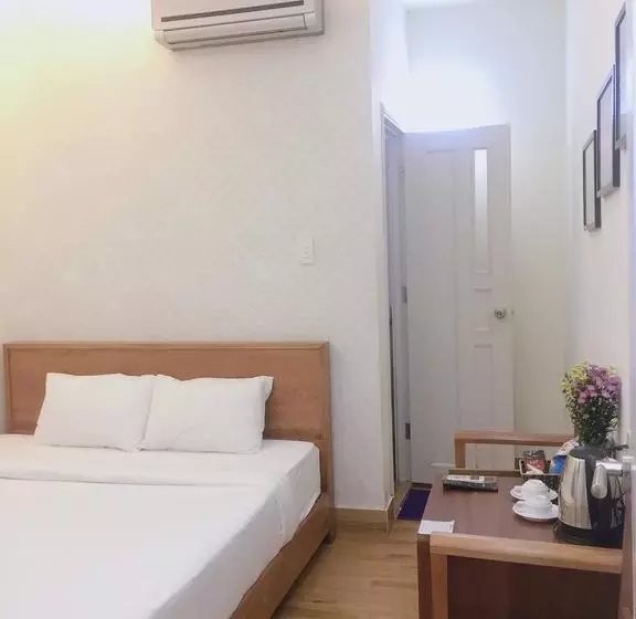 Travellers Nest Hostel