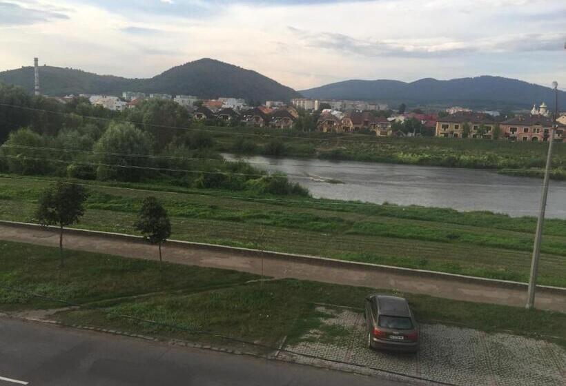 בית מלון כפרי L&m