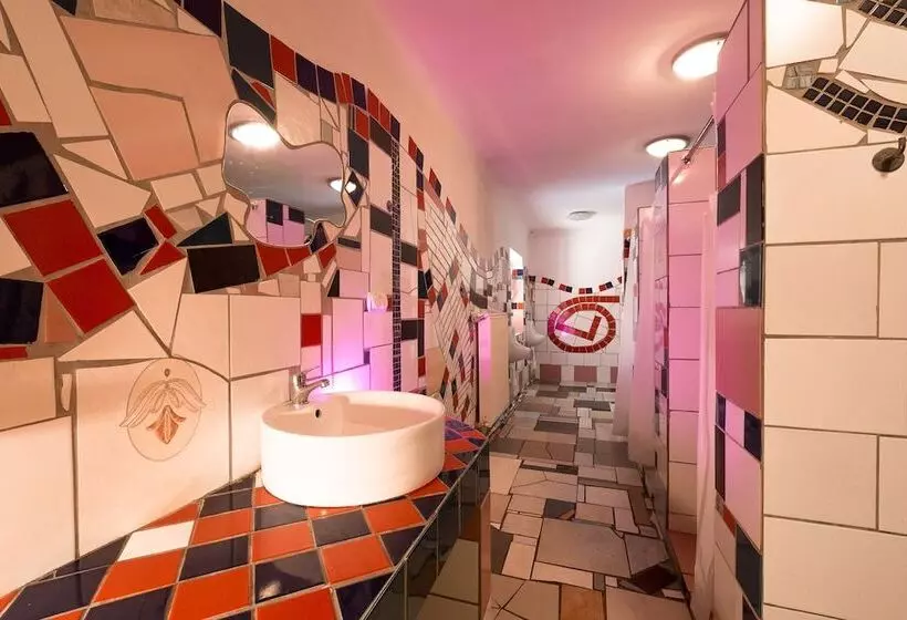 Casa De Wawa   Hostel