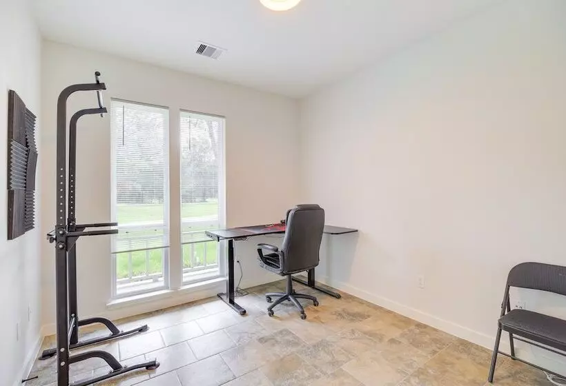 Airy Dayton Vacation Home W/ Deck + Private Yard!