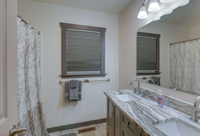 Decaturville Home ~ 7 Mi To Tennessee River