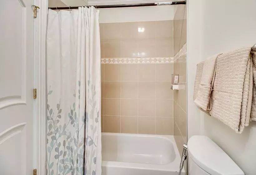 Guest House In Private Villa ~ 23 Mi To Washington