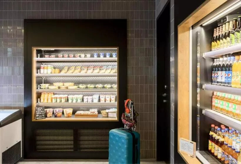 Hotelli Moxy Outletcity Metzingen