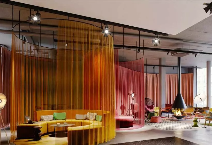 Hotelli Moxy Outletcity Metzingen