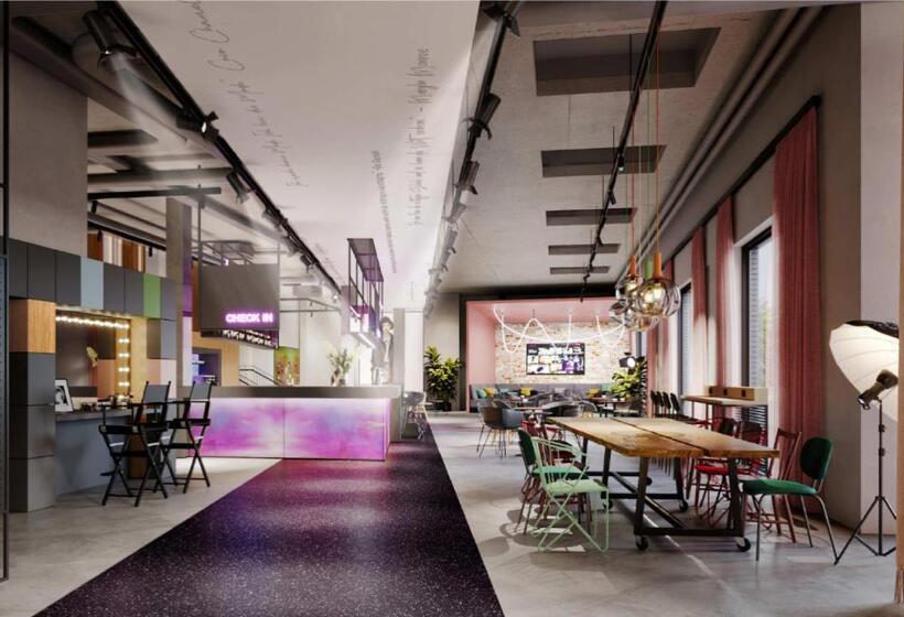 酒店 Moxy Outletcity Metzingen