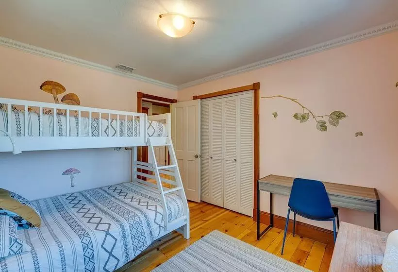 Meadow Vista Mountain Escape W/ River Views!