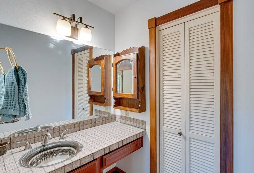 Meadow Vista Mountain Escape W/ River Views!