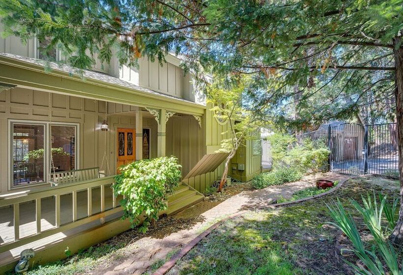 Meadow Vista Mountain Escape W/ River Views!