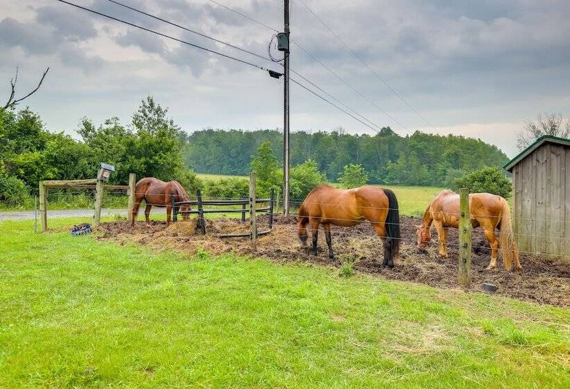 Middlebury Center Retreat, Stunning Mountain Views