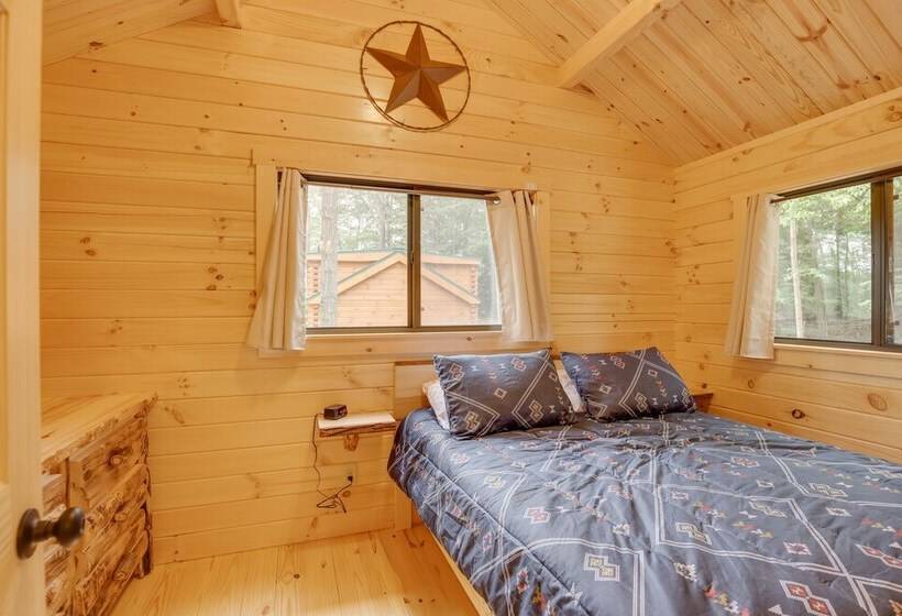 Middlebury Center Retreat, Stunning Mountain Views