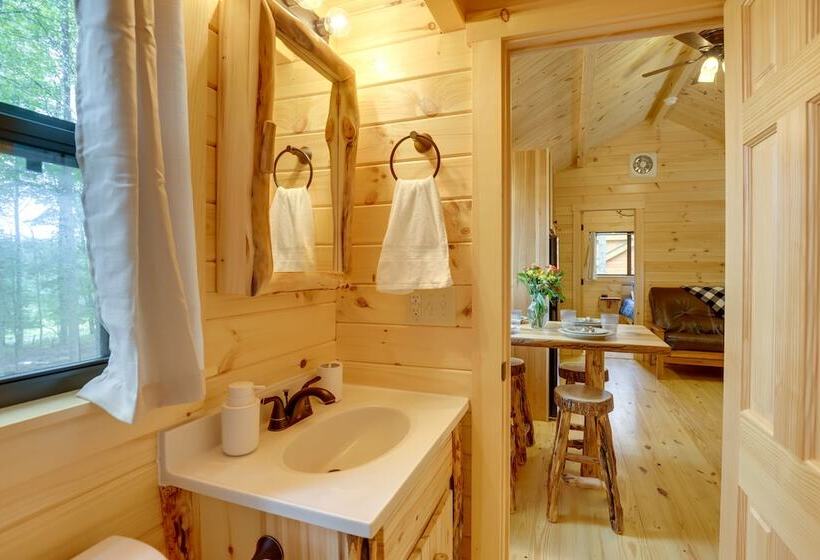 Middlebury Center Retreat, Stunning Mountain Views