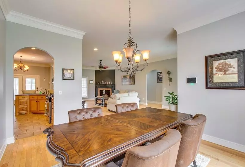 Muscle Shoals Home < 3 Mi To Recording Studios!