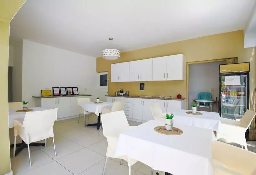 Aamiaismajoitus (B&B) Caza Beach Guesthouse