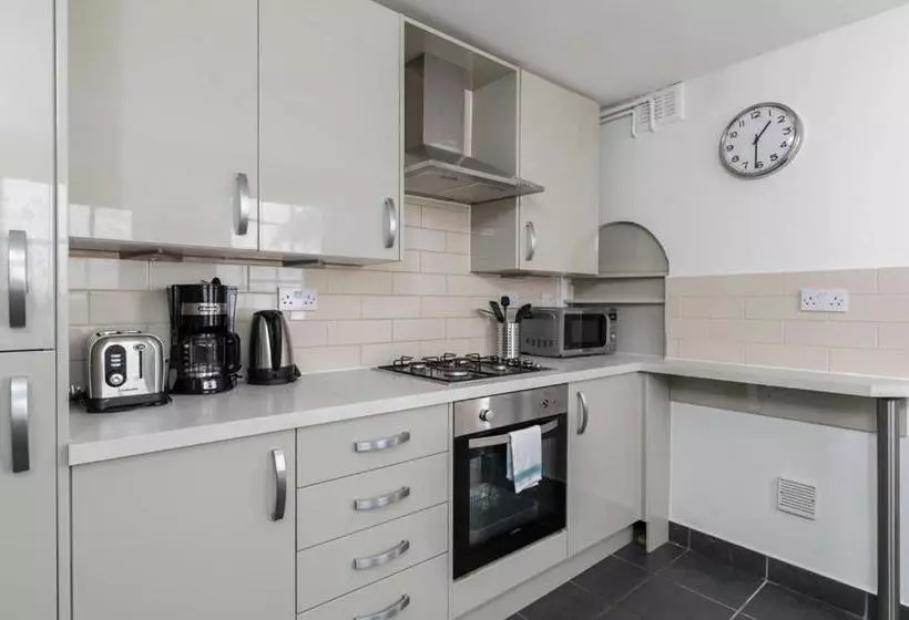 London Bridge City Apartments