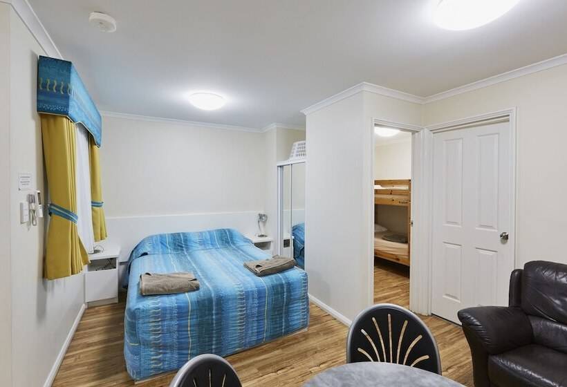 فندق Big4 Breeze Holiday Parks   Busselton