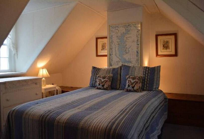 酒店 Black Walnut Point Inn