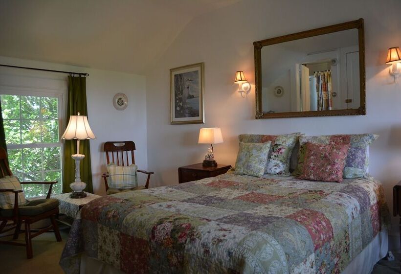 酒店 Black Walnut Point Inn