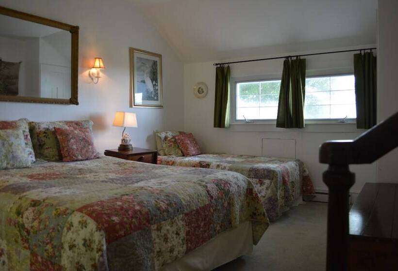 酒店 Black Walnut Point Inn