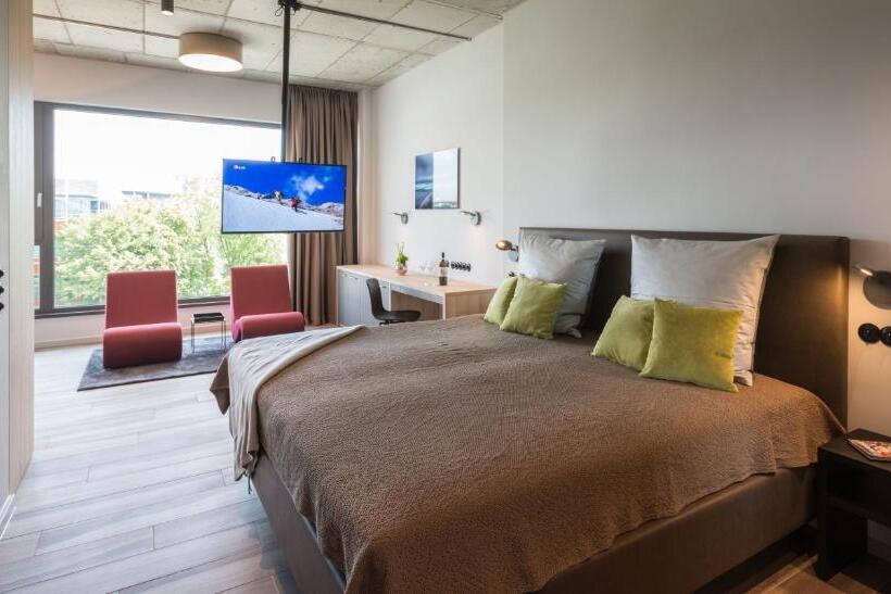 Отель Golden Ball, Exclusive Serviced Apartments Munich