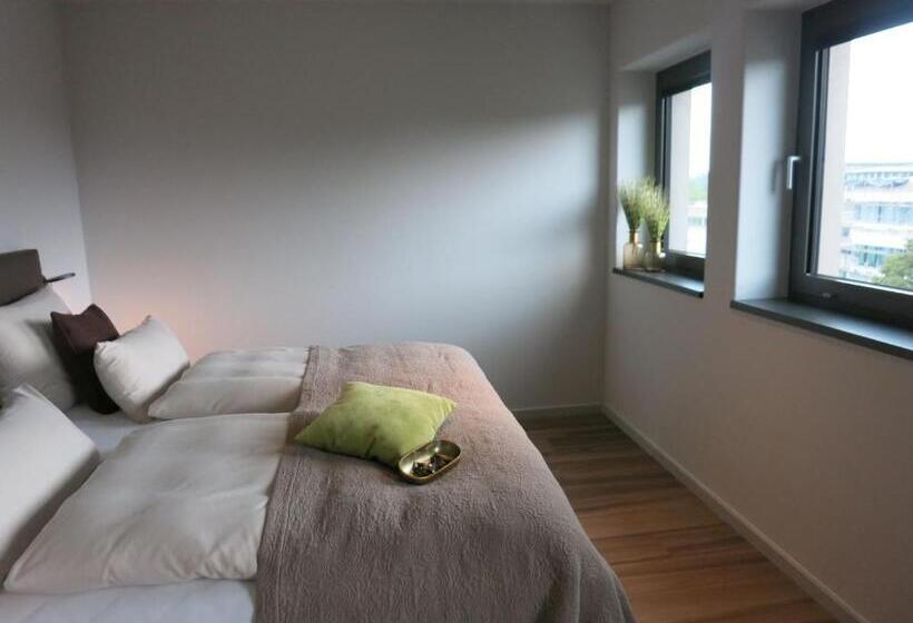 Отель Golden Ball, Exclusive Serviced Apartments Munich