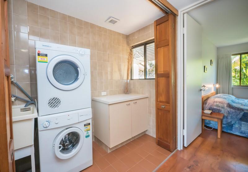 Отель Peregian Court Resort