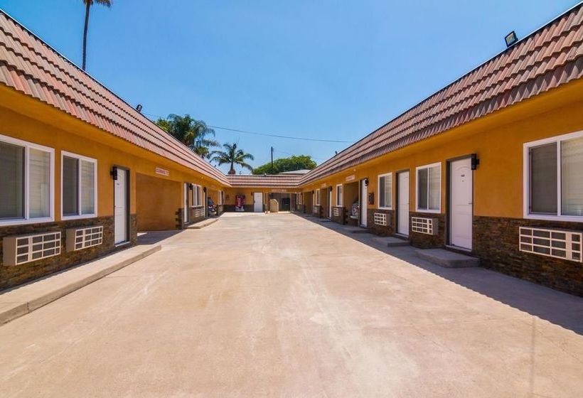 בית מלון כפרי El Dorado Inn