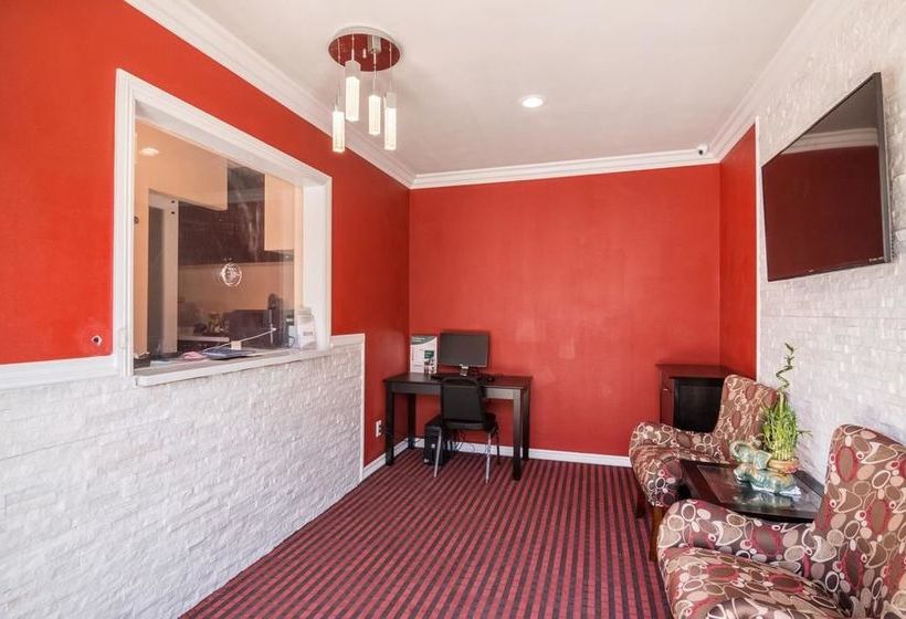 בית מלון כפרי El Dorado Inn