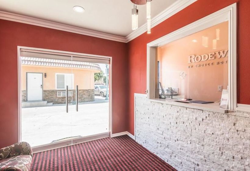 בית מלון כפרי El Dorado Inn