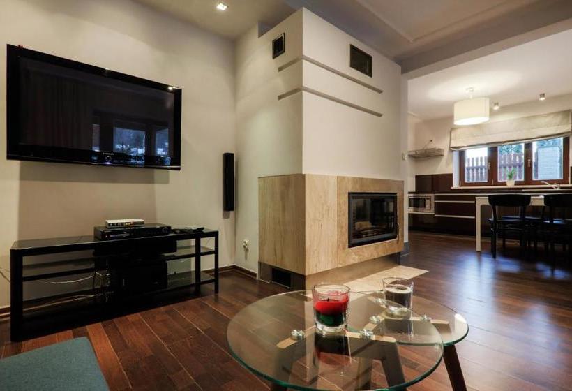 호텔 Spiacy Rycerz Willa