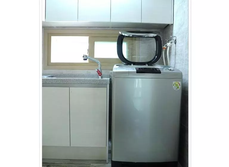 ペンション The 1st Andong Hostel