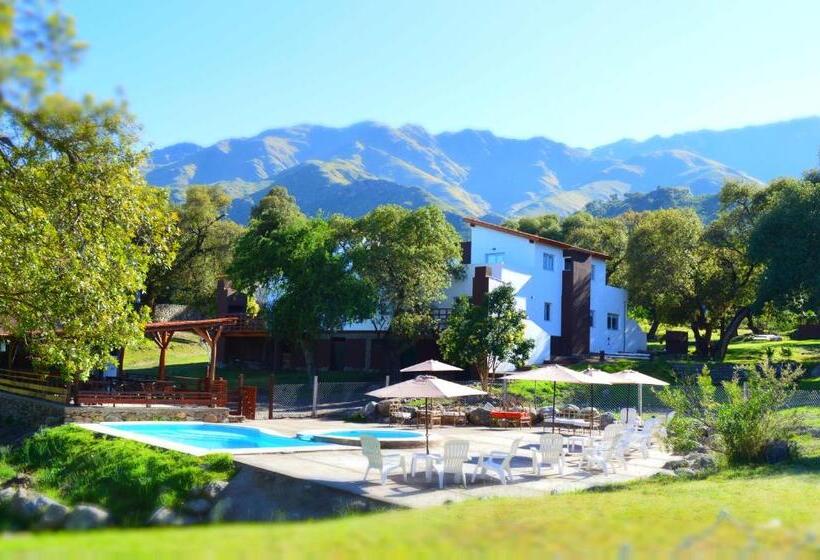 Lomakeskus Tatainti Chalet & Suite