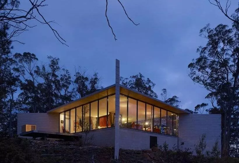 Rocky Hills Retreat